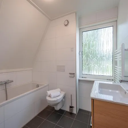 Detached With Four Bathrooms, Near The Vrachelse Heide Oosterhout (North Brabant)