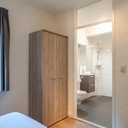 Villa Detached With Four Bathrooms, Near The Vrachelse Heide Oosterhout (North Brabant)