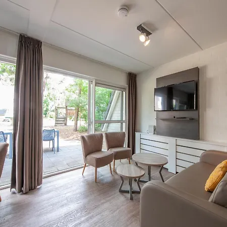 Detached With Four Bathrooms, Near The Vrachelse Heide Villa